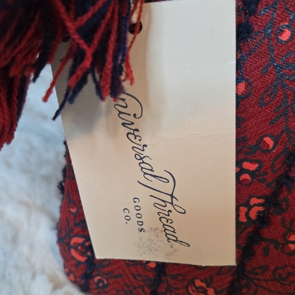 Universal Thread Red Floral Cosmetic Bag - Picture 2 of 4